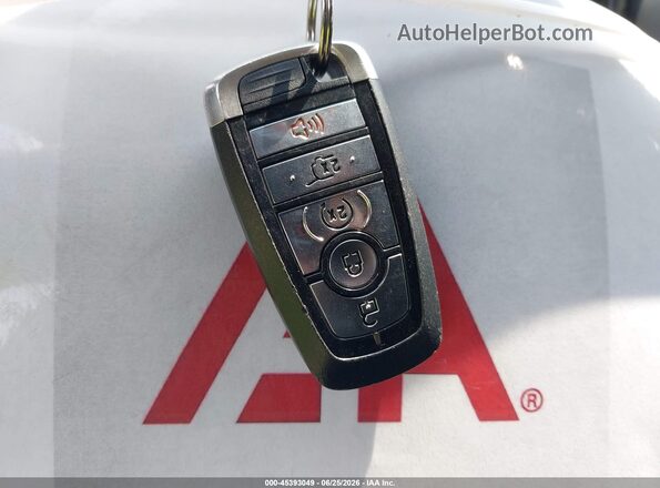 1FMJU1HTXKEA65484 2019 FORD EXPEDITION Silver Widok deski rozdzielczej