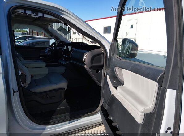 1FMJU1J89SEA62694 2025 FORD EXPEDITION Silver Vista interior delantera
