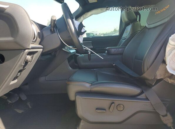 1FMJU1RG9SEA49830 2025 FORD EXPEDITION White Սալոնի դիմացի տեսք