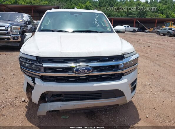 1FMJU2A88REA15768 2024 FORD EXPEDITION White Front view