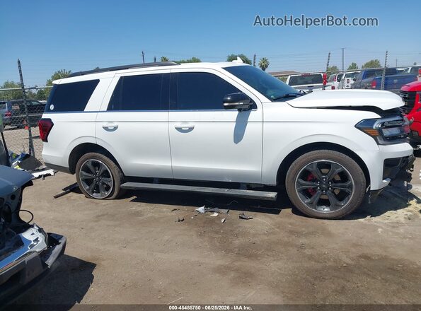 1FMJU2AT8NEA09211 2022 FORD EXPEDITION White 360 interior view