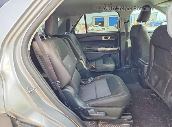 1FMSK7DH0PGB90892 2023 FORD EXPLORER Silver Սալոնի հետևի տեսք
