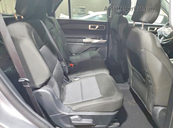 1FMSK7DH1RGA41734 2024 FORD EXPLORER Silver Rear interior view