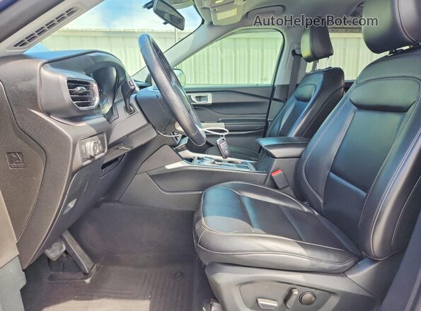 1FMSK7DH2MGA70605 2021 FORD EXPLORER Blue წინა სალონის ხედი