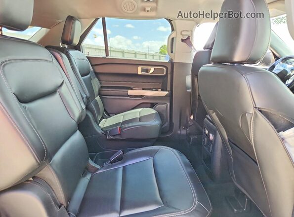 1FMSK7DH2MGC16484 2021 FORD EXPLORER Silver 