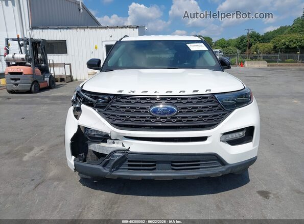 1FMSK7DH2NGB94956 2022 FORD EXPLORER White Вид щитка приладів