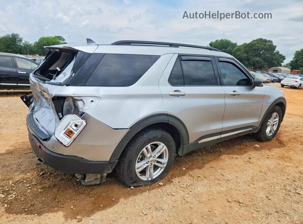 1FMSK7DH3NGA87429 2022 FORD EXPLORER Silver Задня права чверть