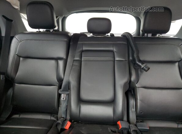 1FMSK7DH4NGB06974 2022 FORD EXPLORER Blue Rear seats view