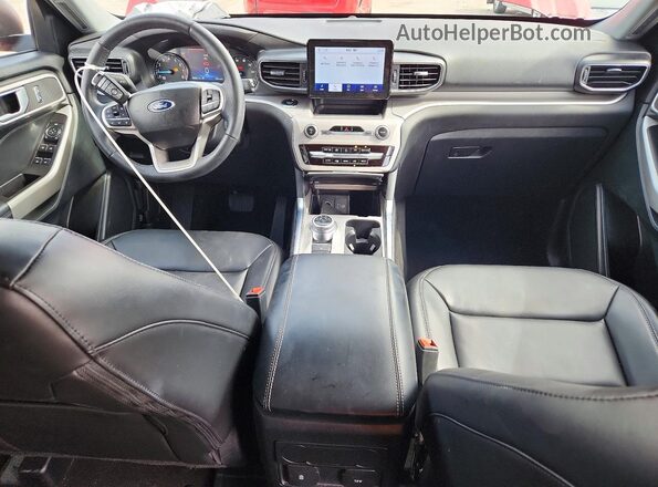 1FMSK7DH5PGB95070 2023 FORD EXPLORER Red Vista del salpicadero