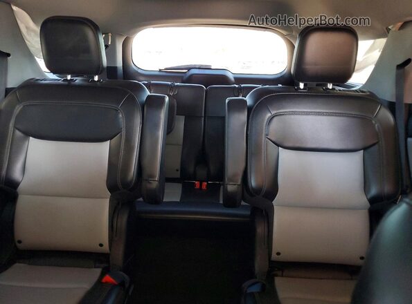 1FMSK7DH6NGA83617 2022 FORD EXPLORER Black უკანა სავარძლების ხედი