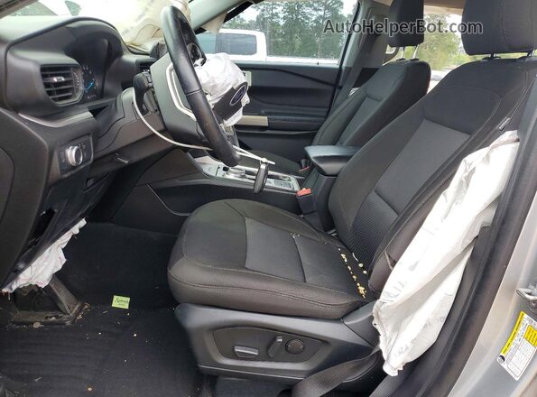 1FMSK7DH6NGC44614 2022 FORD EXPLORER Silver Vista interior delantera