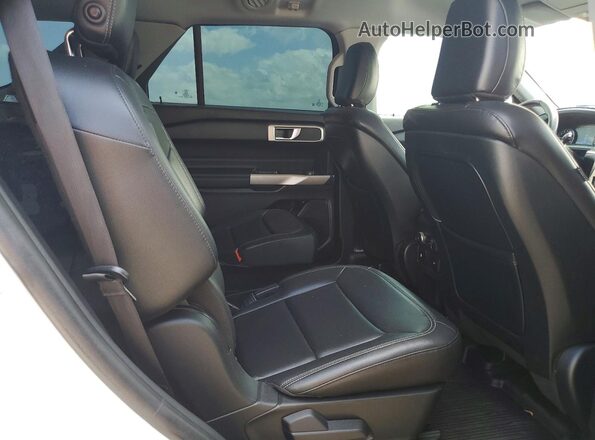 1FMSK7DH7LGC27950 2020 FORD EXPLORER Белый Вид задней части салона