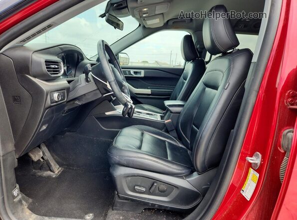 1FMSK7DH8NGA21474 2022 FORD EXPLORER Red Widok wnętrza z przodu