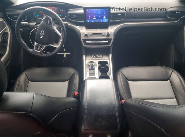 1FMSK7DH8RGA34361 2024 FORD EXPLORER Угольный Вид панели приборов