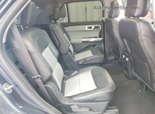 1FMSK7DH8RGA34361 2024 FORD EXPLORER Угольный Вид задней части салона
