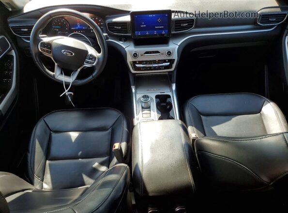 1FMSK7DH9MGB24210 2021 FORD EXPLORER Gray Widok deski rozdzielczej