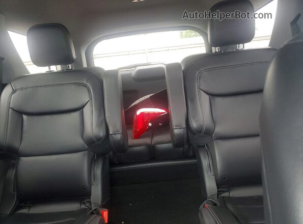1FMSK7DH9RGA56787 2024 FORD EXPLORER White Հետևի նստատեղերի տեսք