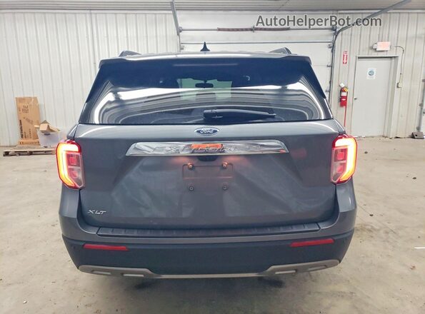 1FMSK7DHXRGA04228 2024 FORD EXPLORER Gray Widok z tyłu