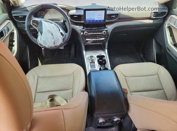 1FMSK7FH7MGA22269 2021 FORD EXPLORER Red Dashboard view