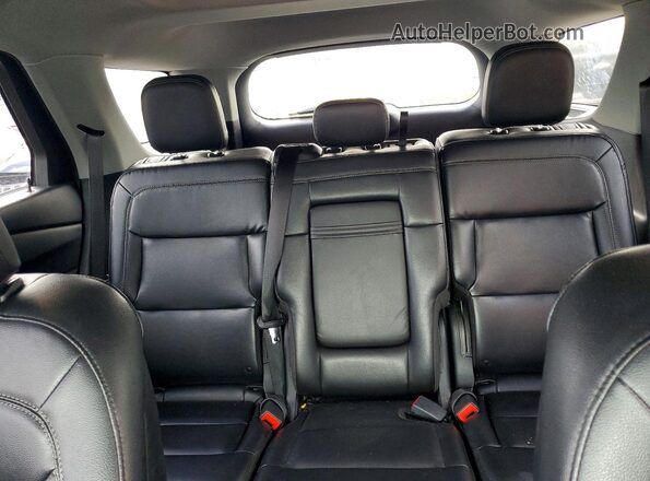 1FMSK8DH0LGD04115 2020 FORD EXPLORER Black Widok tylnych siedzeń