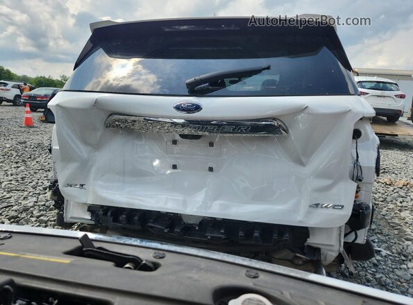 1FMSK8DH0PGA90247 2023 FORD EXPLORER Белый Вид сзади