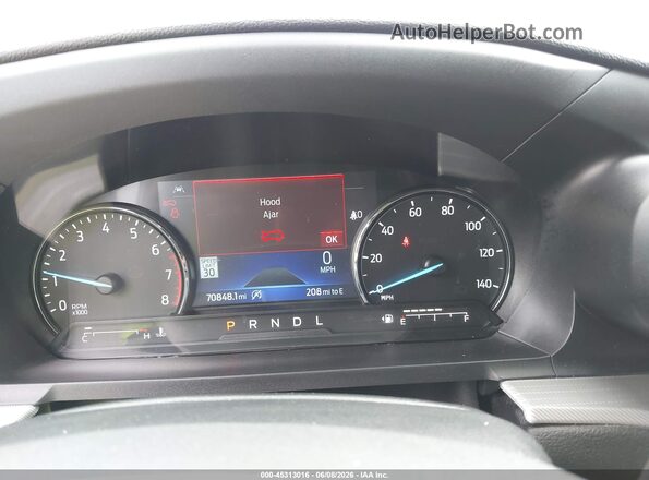 1FMSK8DH1MGC06941 2021 FORD EXPLORER Silver Widok tylnych siedzeń