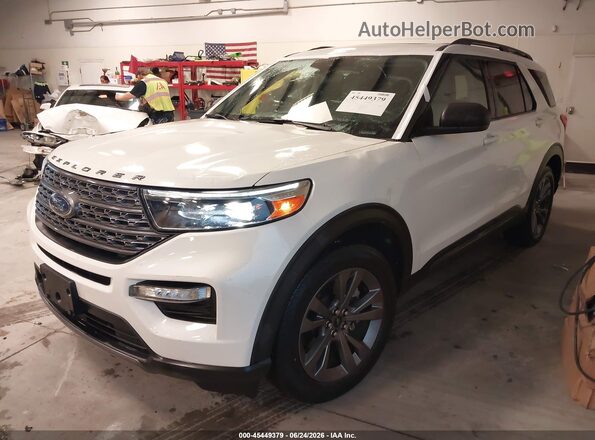 1FMSK8DH2MGC18659 2021 FORD EXPLORER White Przód lewy