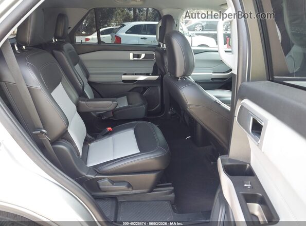 1FMSK8DH2PGA76334 2023 FORD EXPLORER Silver VIN კოდის სტიკერის ხედი