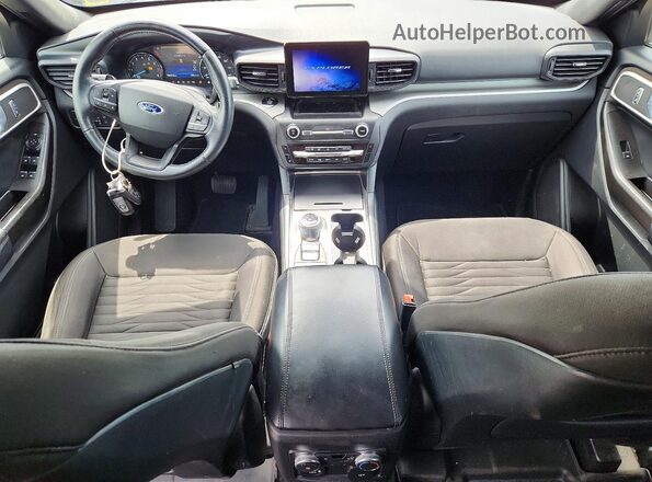 1FMSK8DH3LGC06048 2020 FORD EXPLORER Черный Вид панели приборов