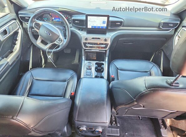 1FMSK8DH3MGB95697 2021 FORD EXPLORER Silver წინა პანელის ხედი
