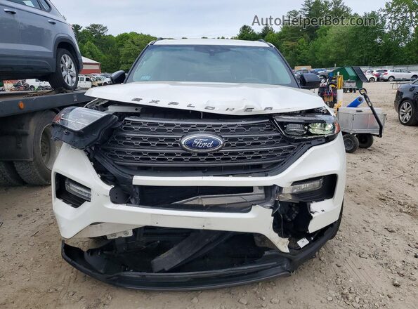1FMSK8DH3NGC31826 2022 FORD EXPLORER Белый Вид спереди