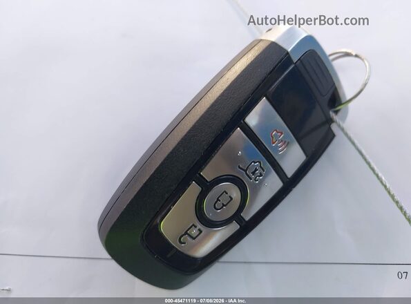 1FMSK8DH4MGA57585 2021 FORD EXPLORER White Widok deski rozdzielczej