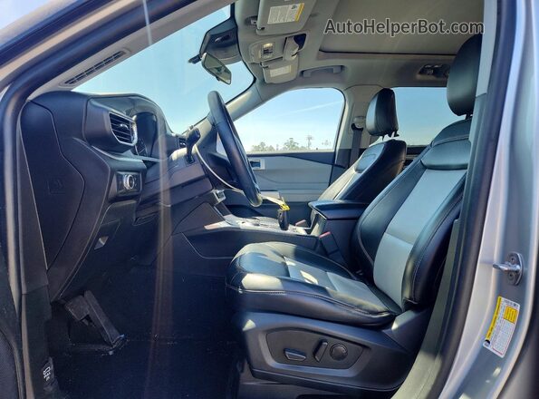 1FMSK8DH4NGA12356 2022 FORD EXPLORER Silver 