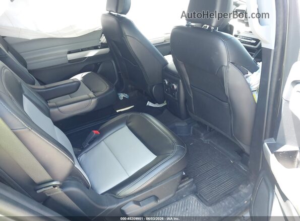 1FMSK8DH4NGA97800 2022 FORD EXPLORER Gray Widok naklejki z numerem VIN