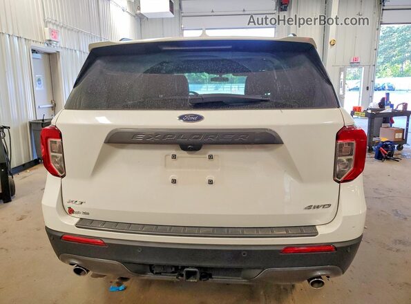 1FMSK8DH4PGC33278 2023 FORD EXPLORER Белый Вид сзади
