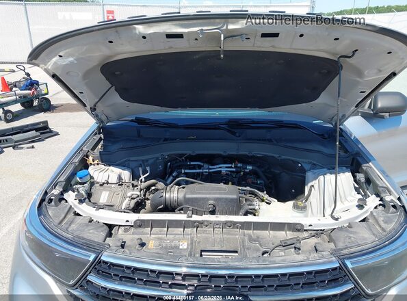 1FMSK8DH5MGA59216 2021 FORD EXPLORER Silver Rear view