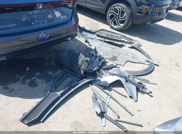 1FMSK8DH5NGA26105 2022 FORD EXPLORER Gray Widok deski rozdzielczej