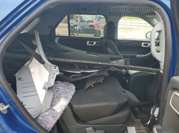 1FMSK8DH6LGC88325 2020 FORD EXPLORER Blue Rear interior view