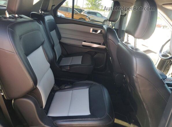 1FMSK8DH6NGA85115 2022 FORD EXPLORER Green Սալոնի հետևի տեսք