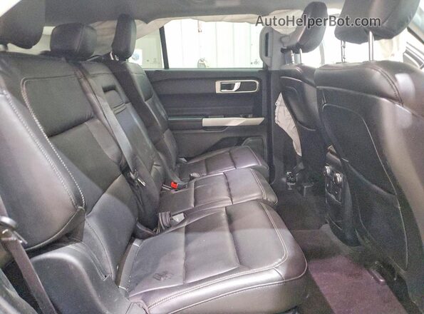 1FMSK8DH7LGC27033 2020 FORD EXPLORER Gray Rear interior view