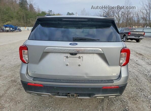 1FMSK8DH7LGC88916 2020 FORD EXPLORER Серебряный Вид сзади