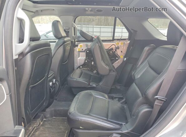 1FMSK8DH7LGC88916 2020 FORD EXPLORER Серебряный Вид задней части салона