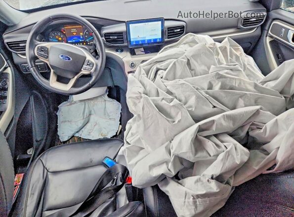 1FMSK8DH7MGA53949 2021 FORD EXPLORER Silver Առջևի վահանակի տեսք