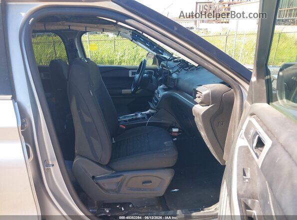 1FMSK8DH8MGB69337 2021 FORD EXPLORER Silver Vista interior delantera