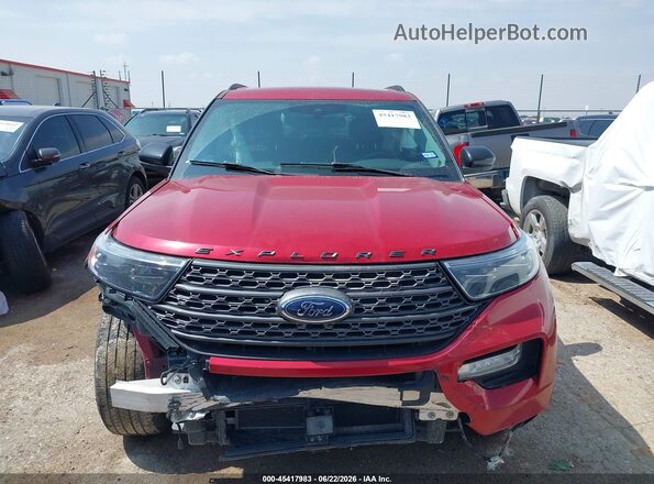 1FMSK8DH9NGC33872 2022 FORD EXPLORER Maroon Widok wnętrza z tyłu