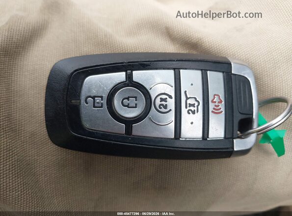 1FMSK8JH8RGA09776 2024 FORD EXPLORER Black Widok deski rozdzielczej