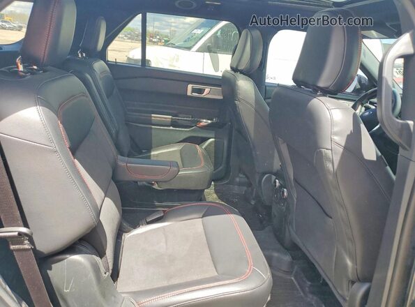 1FMSK8KH6RGA00511 2024 FORD EXPLORER Silver Rear interior view