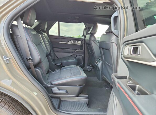 1FMWK8GC0TGA00316 2026 FORD EXPLORER Tan Вид задньої частини салону