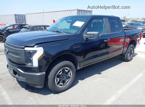 1FT6W1EV4PWG11241 2023 FORD F-150 LIGHTNING Черный Передняя левая четверть