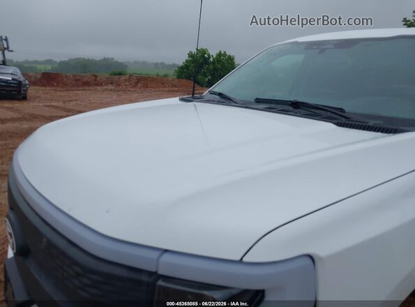 1FT6W3L7XRWG25468 2024 FORD F-150 LIGHTNING White Դիմացի տեսք